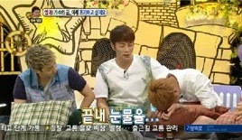 صورة Yoseob ذرف دموعه متأثراً على برنامج National Talk Show Hello