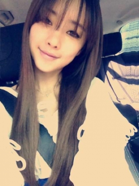 صورة الممثلة Hong Soo Ah تحدث حسابها في التويتر مع صورة جديدة