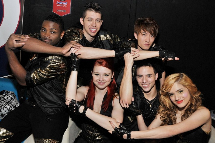 صورة براندون هاريل من فرقة الرقص الإمريكية I.aM.mE ينتقد وكالة YG لاستخدامهم تصميم رقصتهم من غير إذنهم