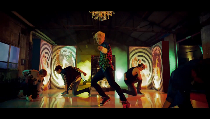 صورة جونهو عضو فرقة 2PM أصدر فيديو كليب قصير لأغنيته اليابانية Feel