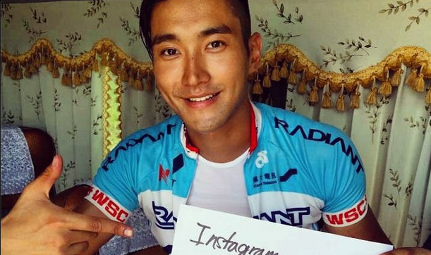 صورة شيون عضو فرقة سوبر جونيور افتتح حسابه الشخصي على الإنستقرام