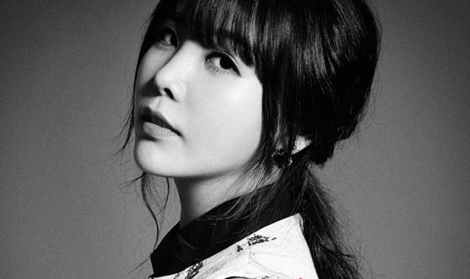 صورة راينا عضوة فرقة آفتر سكول أصدرت فيديو كليب أغنيتها المنفردة You End, And Me