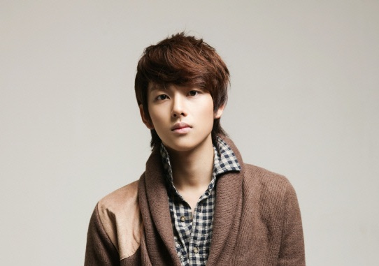 صورة تعليق قديم لـ سيوان عضو فرقة زيا جذب الأنظار مجدداً لوضع الفرقة