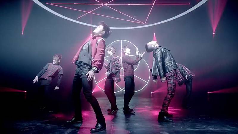 صورة فرقة فيكس أصدروا الفيديو كليب الخاص بأغنيتهم الجديدة Error