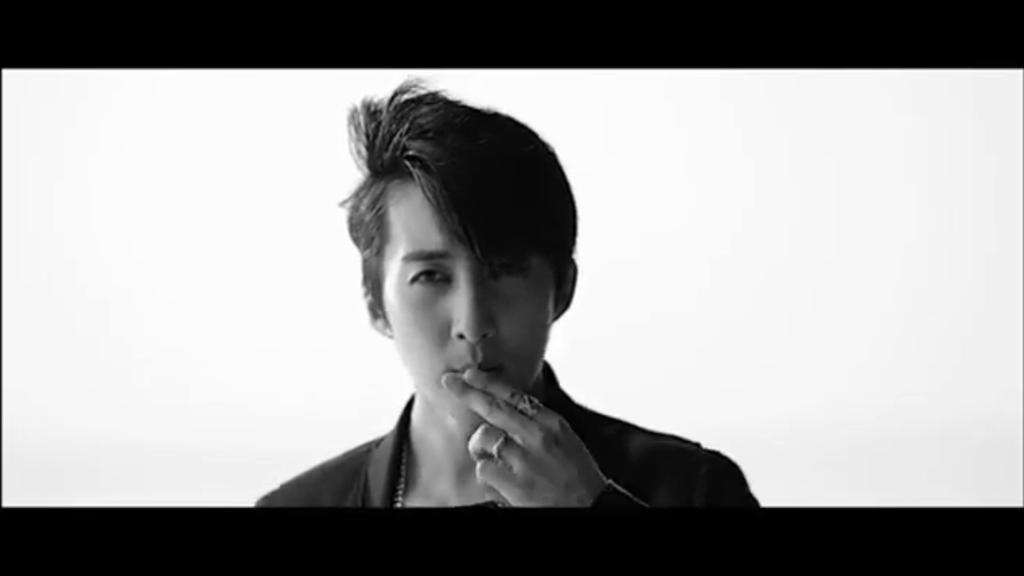 صورة كيم هيونغ جون أصدر فيديو كليب أغنيته الجديدة Better