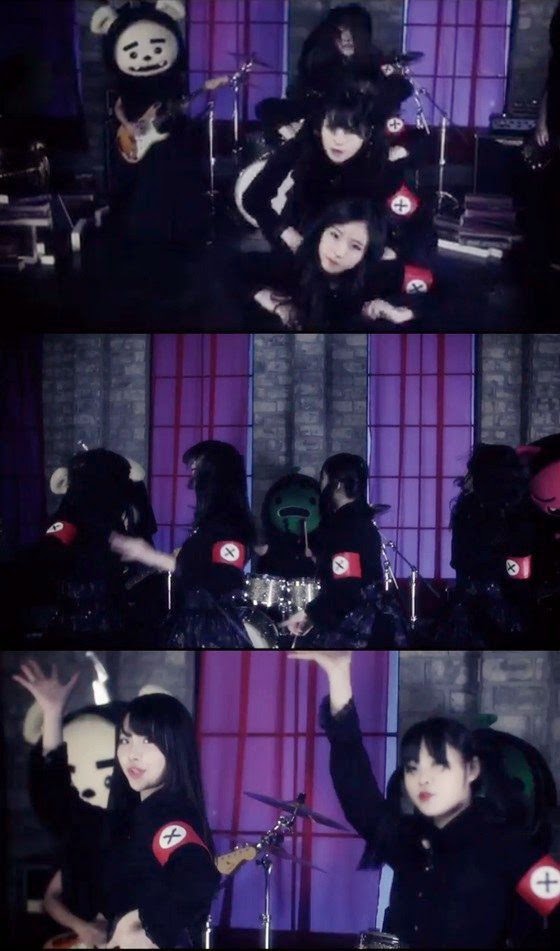 صورة بريتز أصدرن فيديو كليب أغنيتهن الجديدة من دون إزالة الشعار الشبيه بشعار النازية