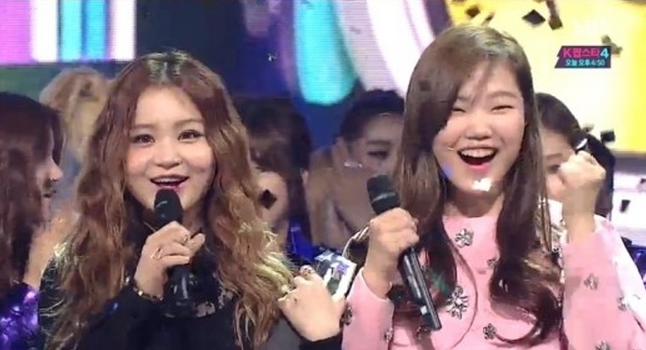 صورة هاي سوهيون فازتا بالمركز الأول + آداءات الفرق في حلقة ٢٣ نوفمبر من برنامج الإنكيغايو