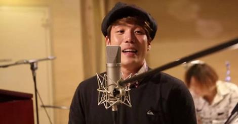 صورة تشانغمين عضو فرقة 2AM يذيب القلوب بآدائه لأغنية “دولفين”