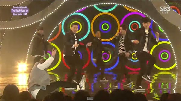 صورة إيونهيوك سخر من نفسه بعد سقوطه في برنامج الإنكيغايو