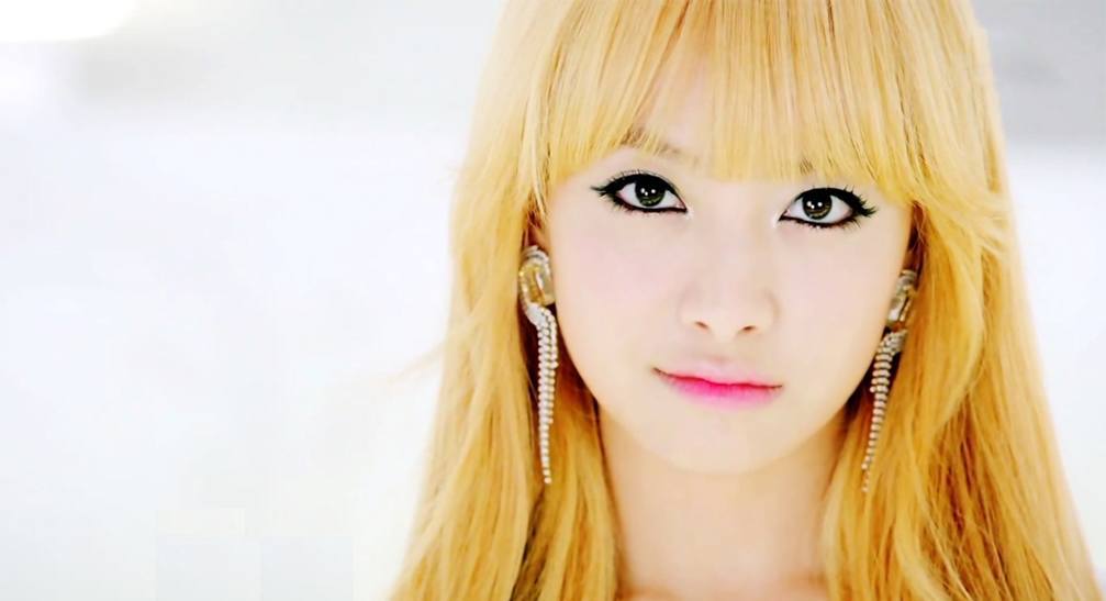 صورة وكالة SM الترفيهية نفوا الشائعات التي تقول بأن فيكتوريا طلبت إنهاء عقدها