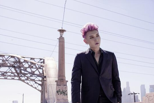 صورة تاو أصدر فيديو كليب درامي خاص بأغنيته الصينية “كراون”