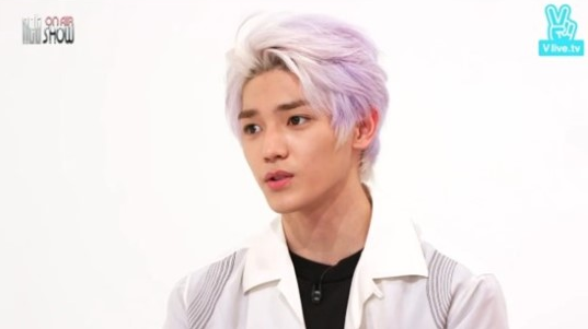 صورة تايونغ عضو فرقة NCT U عبّر عن ندمه على أخطائه الماضية في بث مباشر