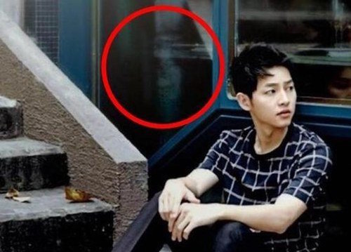 صورة شبح في صورة سونغ جونغ كي يثير فزع المشاهدين
