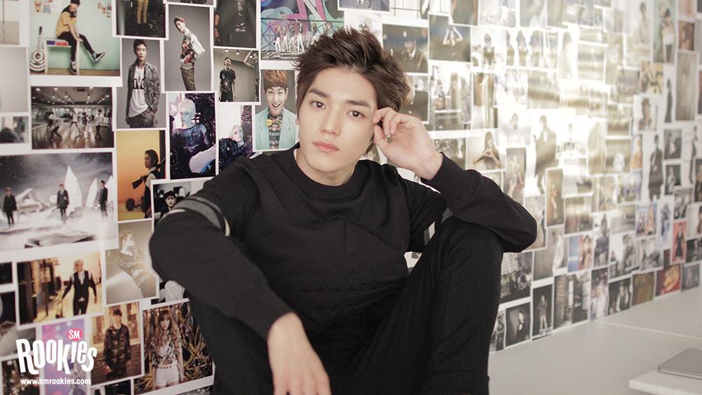 صورة مستخدمي الإنترنت يزعمون أن تايونغ كان وقحا في طريقة تخلصه من نص الراديو الخاص به