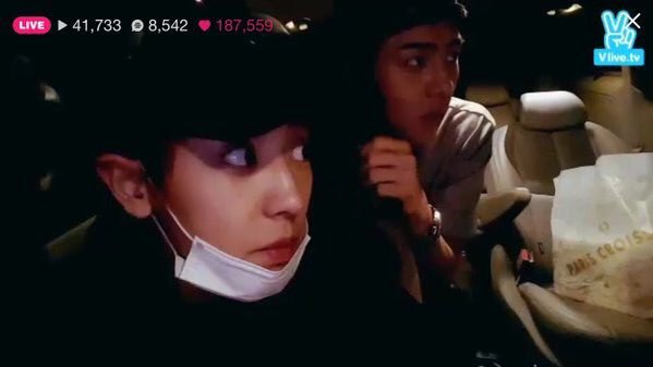 صورة [رأي مستخدمي الإنترنت] مالذي حدث لتشانيول وسيهون في تطبيق الـ V-app؟