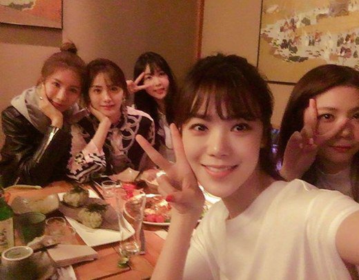 صورة رأي مستخدمي الإنترنت في تجمع آفتر سكول لتناول العشاء