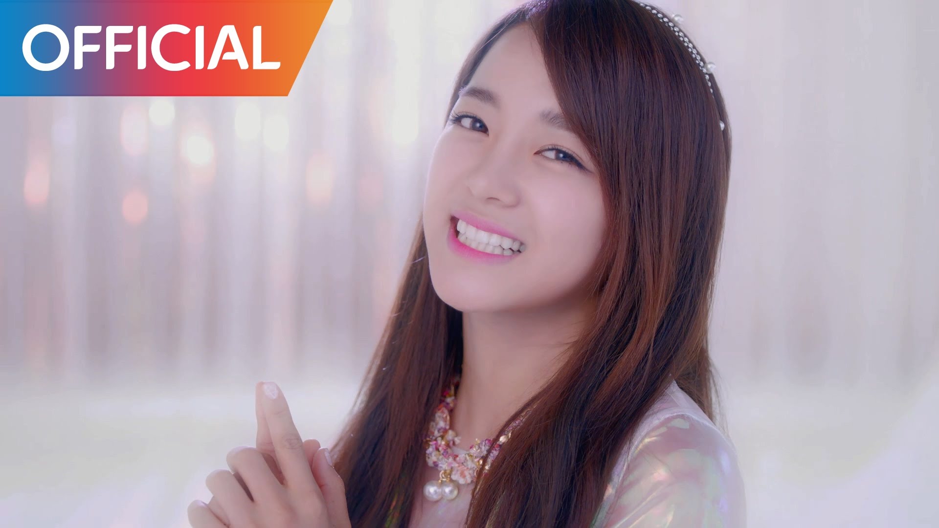 صورة [رأي مستخدمي الإنترنت] قوقودان أصدرن فيديو كليب أغنية ترسيمهن “أرض العجائب”