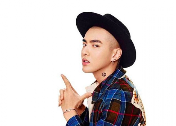 صورة امرأة تدّعي أنها حبيبة كريس قامت بالكشف عن دليل صوتي