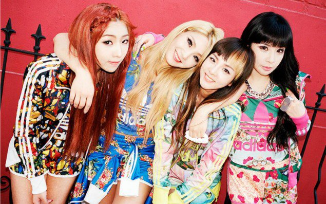 صورة بارك بوم و دارا و CL قدمن دعمهن لانطلاقة مينزي المنفردة