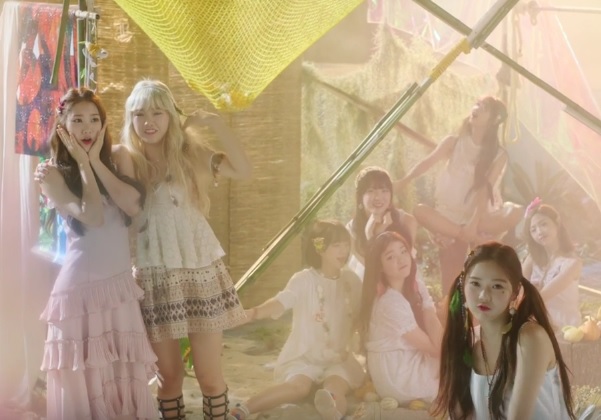 صورة أوه ماي قيرل أصدرن فيديو كليب أغنيتهن الجديدة “آينغ”