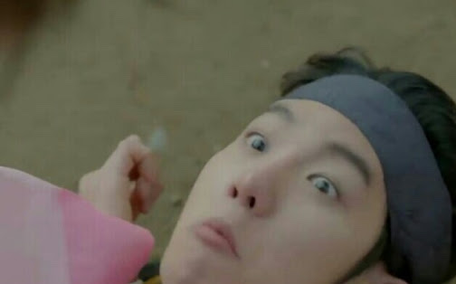 صورة رأي مستخدمي الإنترنت في تمثيل بيكهيون في دراما “أحبّة القمر”