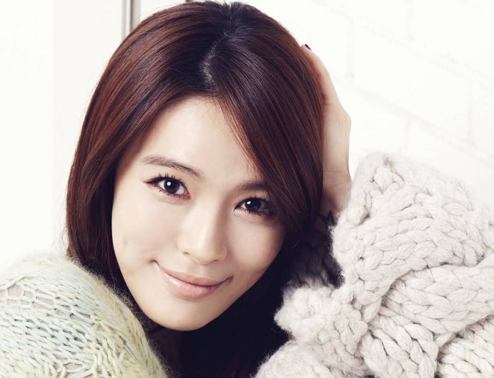 صورة [الآراء] كاهي كشفت عن صورة ابنها حديث الولادة على الإنستقرام