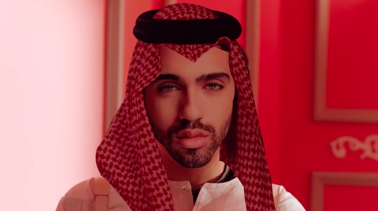 صورة [فيديو] يوجين من فرقة LOOΠΔ أصدرت فيديو كليب أغنيتها المنفردة الجديدة