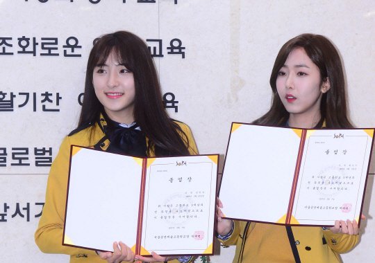 صورة مستخدمي الإنترنت عبّروا عن صدمتهم حين علموا أن شينبي من مواليد 1998