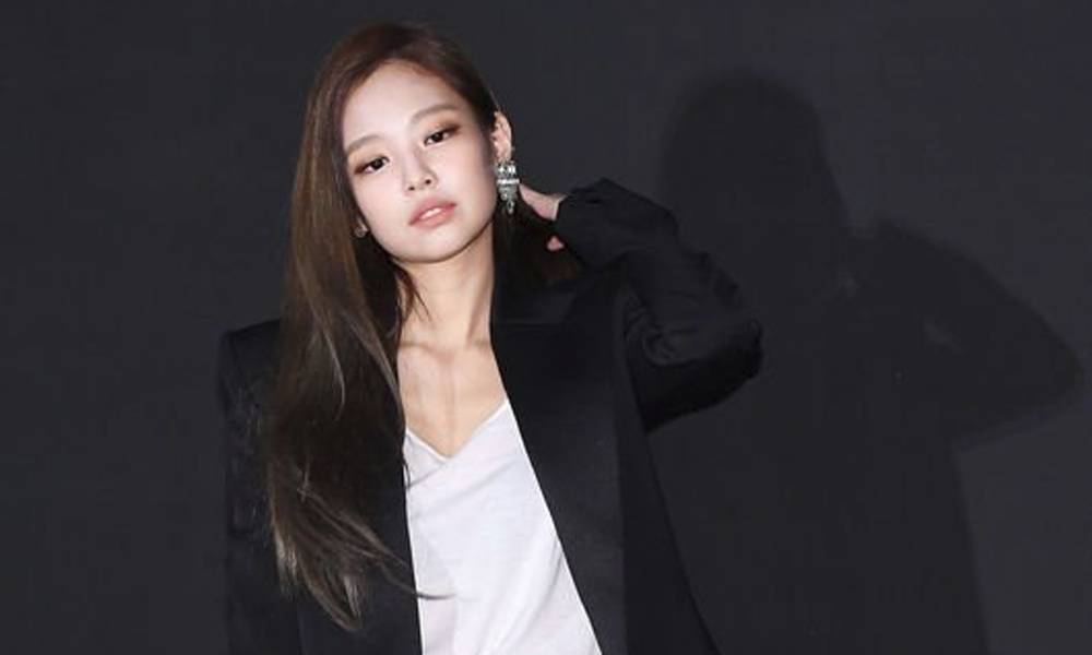 صورة مستخدمي الإنترنت أشادوا بجمال جيني من بلاك بينك في أحدث ظهور لها