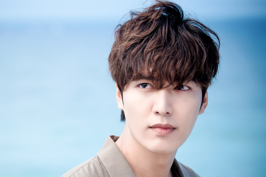 صورة الممثل لي مين هو سيلتحق بالجيش في شهر مايو القادم