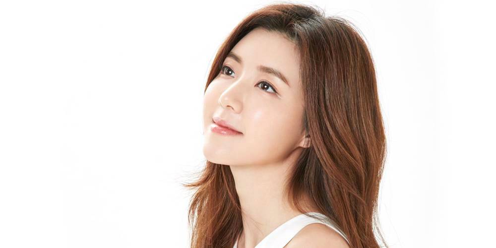 صورة [الآراء] بارك هان بيول انفصلت عن حبيبها رجل الأعمال