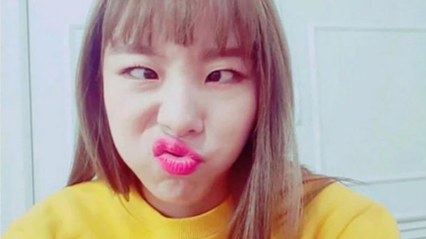 صورة [الآراء] ويين من مامامو تعرضت للهجوم بسبب صورتها المهينة وتعليقها عن الغير مشاهير