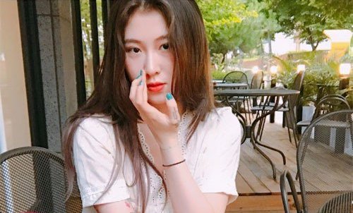 صورة [الآراء] بيك ييرين عبّرت عن استيائها من JYP ومن ثم حذفت حسابها على الإنستقرام