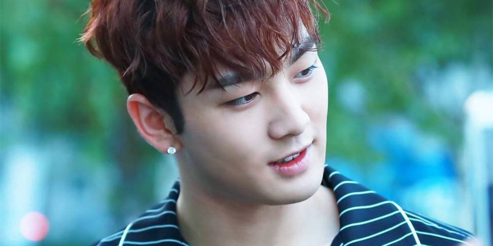 صورة بيكهو عضو فرقة نيويست كتب رسالة للمعجبين عن وفاة والده