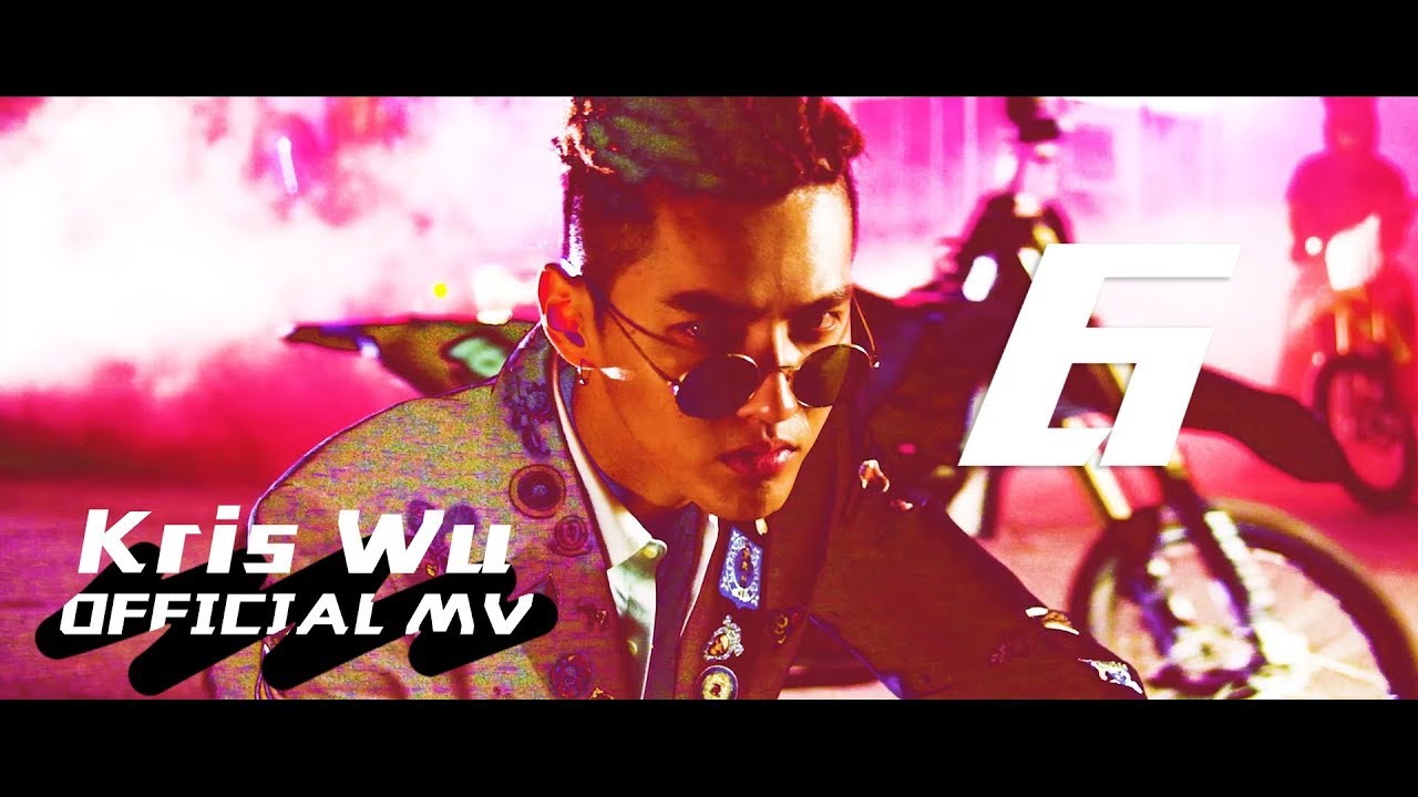 صورة كريس عضو فرقة إكسو السابق أصدر فيديو كليب أغنية “ستة”