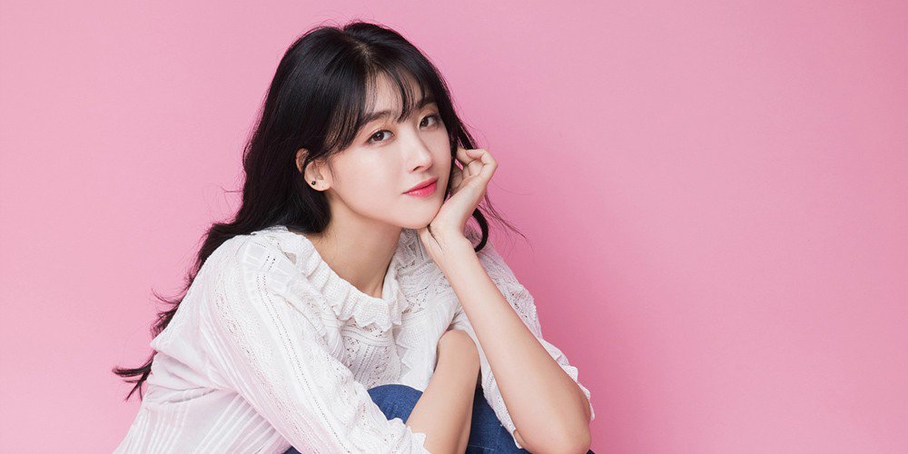 صورة [الآراء] هيونا عضوة فرقة ناين ميوزس السابقة ستتزوج الشهر القادم