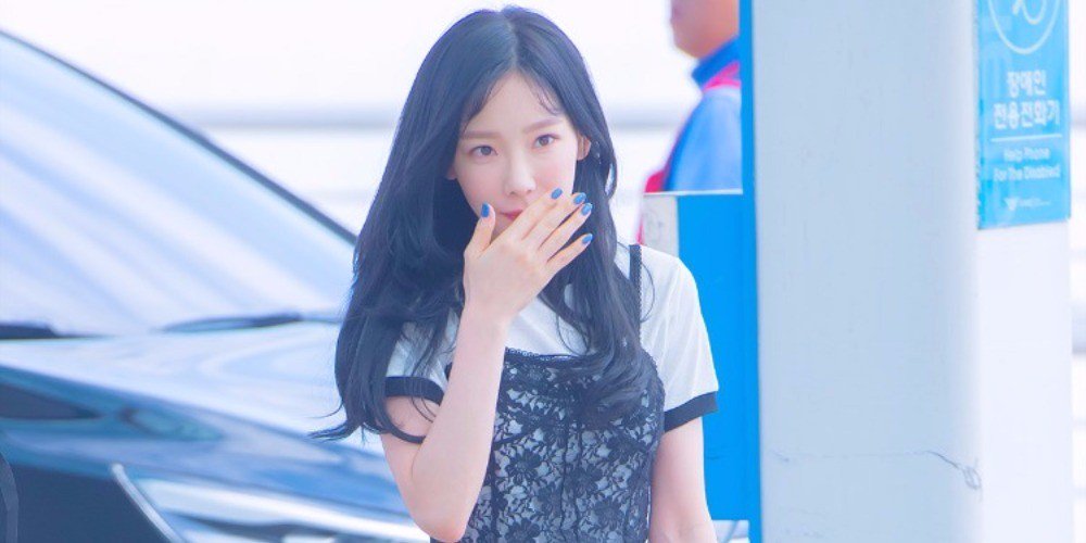 صورة تايون تعرّضت لمضايقات مؤسفة في مطار جاكرتا + كتبت رسالة عمّا حدث لها