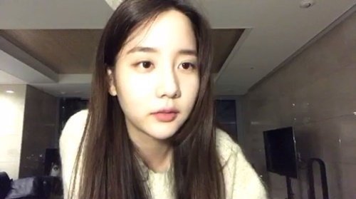 صورة [الآراء] المتدربة هان سيو هي التي دخنت الحشيش مع توب ستترسم مع فرقة فتيات قريبا