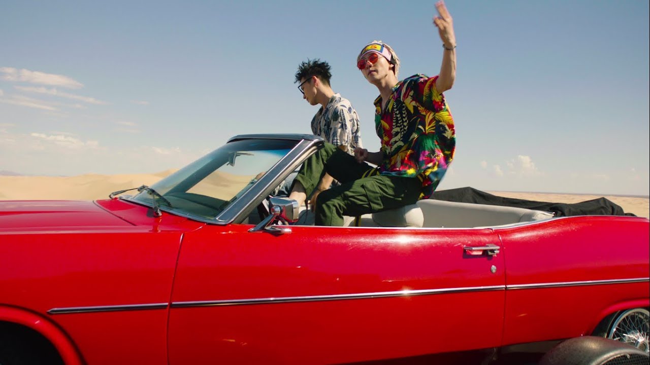 صورة ثنائي سوبر جونيور D&E أصدرا فيديو كليب أغنيتهما اليابانية “ها نحن ذا”