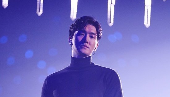 صورة [الآراء] شيون اعتذر للمعجبين في حفل السوبر شو ٧