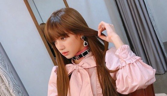 صورة رأي مستخدمي الإنترنت في تناسق جسد ليسا المذهل