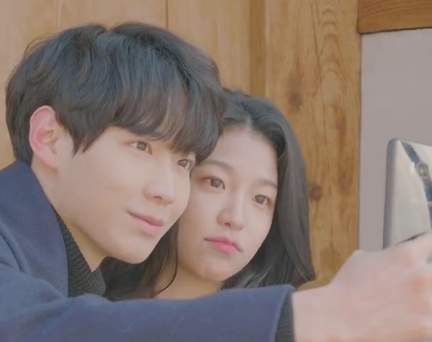 صورة إيونكوانغ عضو فرقة BTOB و NC.A أصدرا فيديو كليب أغنية تعاونهما “وأنت كذلك”