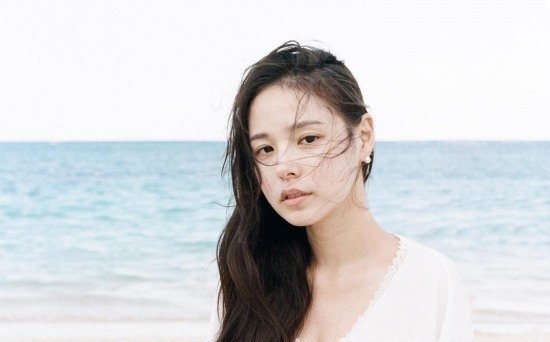 صورة رأي مستخدمي الإنترنت في شكل مين هيورين من أحدث جلسة تصوير لها