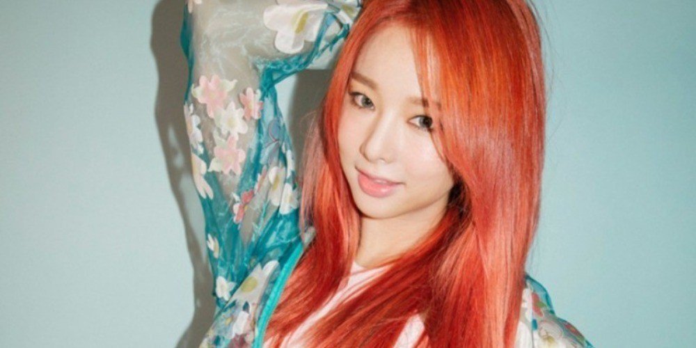 صورة المعجبون شعروا بالقلق بعد أن حذفت سولجي من إكسايد كل صور عضوات فرقتها من الإنستقرام