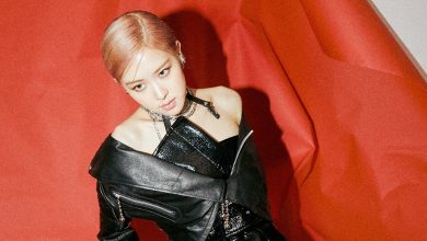 صورة روزي فاتنة في صورتها التشويقية الخاصة بعودة بلاك بينك القادمة