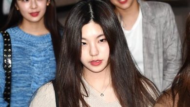 صورة رأي مستخدمي الإنترنت في تعابير وجه ييجي من إتزي من أحدث ظهور لها في المطار