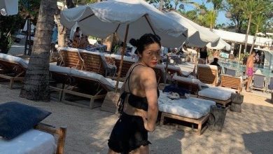 صورة تعليقات الكوريين على صور ييري من ريد فيلفيت من إجازتها على شاطئ البحر