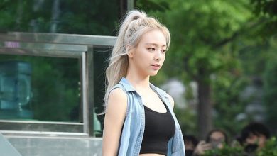 صورة مستخدمو الإنترنت فُتنوا بجمال يونا عضوة فرقة إتزي من أحدث ظهور لها