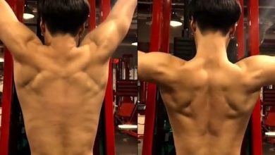 صورة رأي مستخدمي الإنترنت في استعراض تيمين لعضلات ظهره التي حصل عليها من تمارينه الشاقة