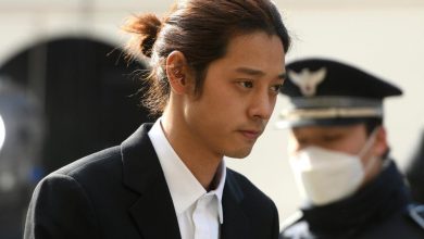 صورة المحكمة قامت بتغريم جونغ جون يونغ بمبلغ مليون وون (3,000 ريال سعودي) بتهمة التماس الدعارة